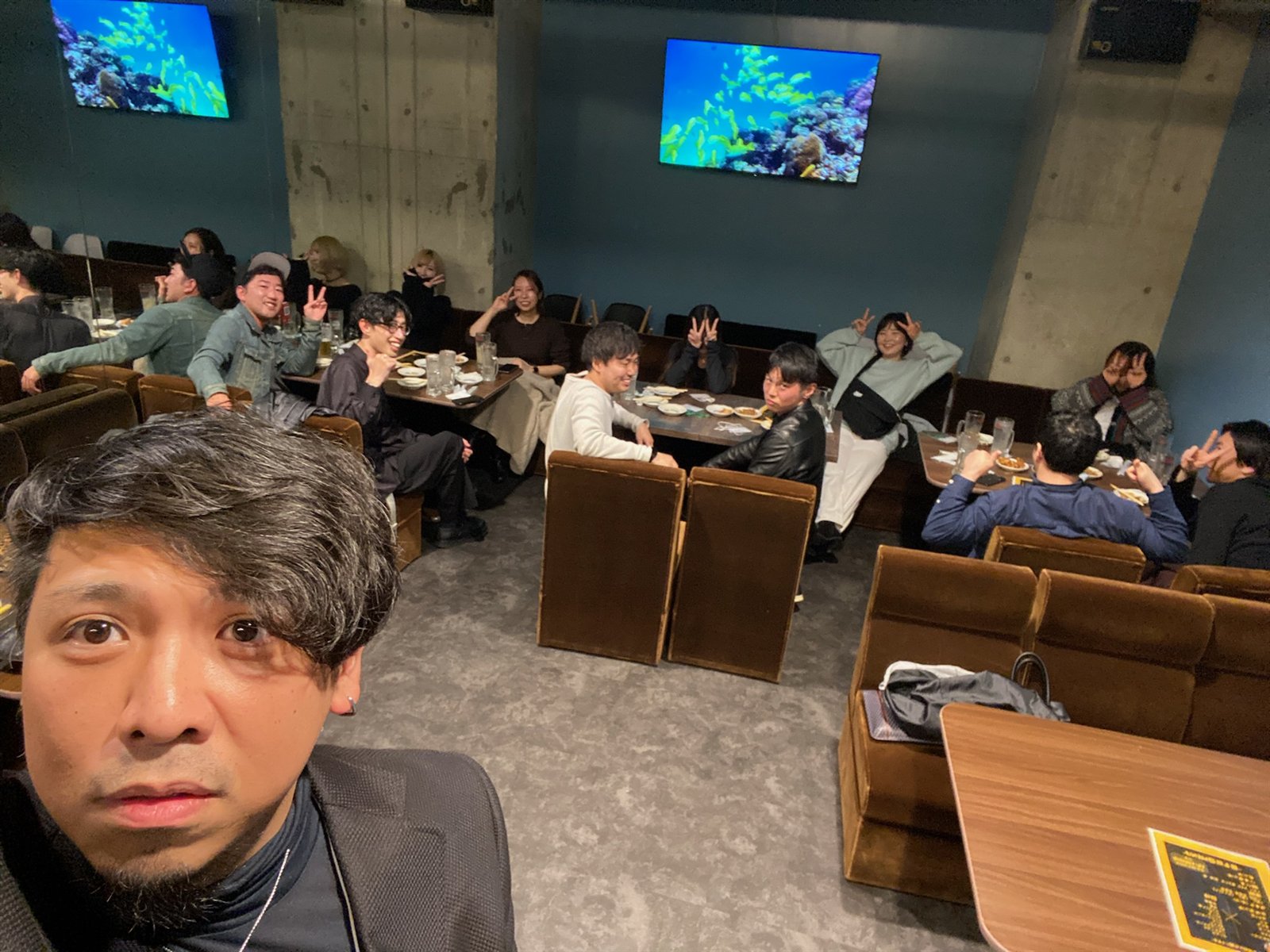 大沼 久が参加者と会場で撮影した写真